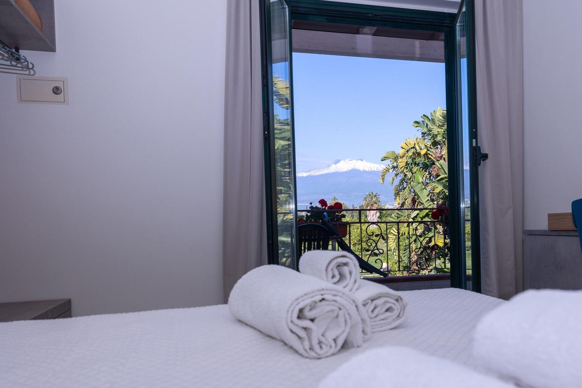Villa Iris Giardini Naxos Ngoại thất bức ảnh