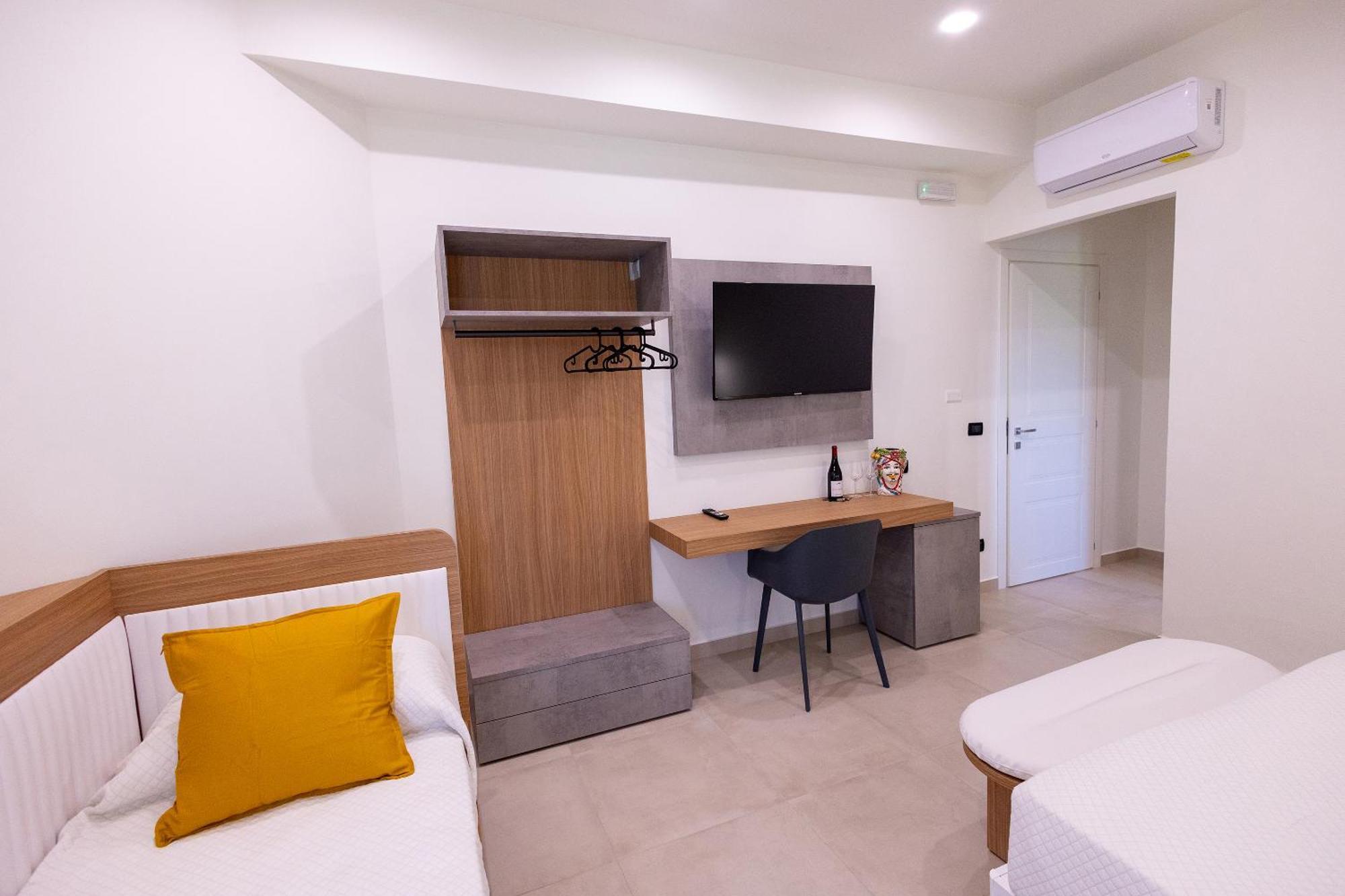 Villa Iris Giardini Naxos Ngoại thất bức ảnh